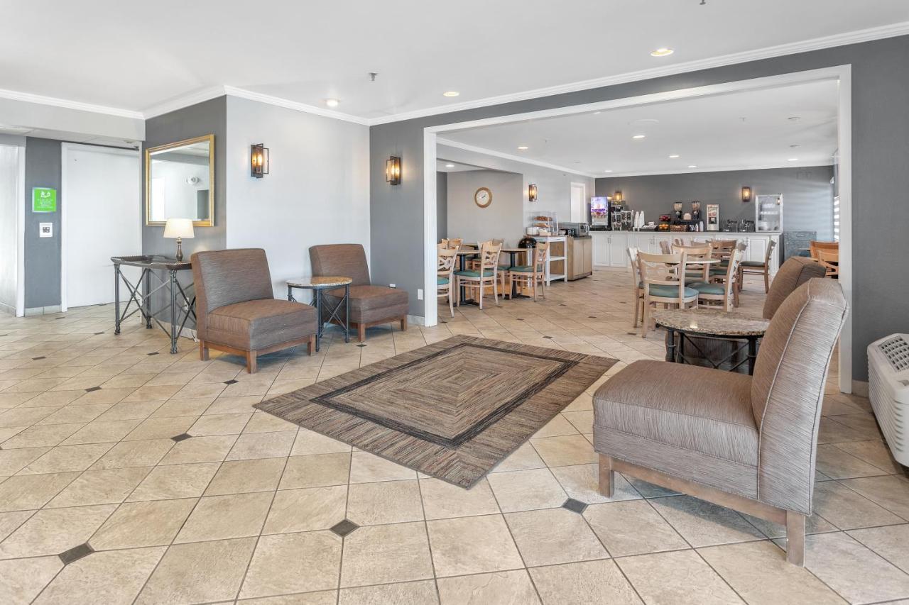 La Quinta Inn By Wyndham Cleveland אינדפנדנס מראה חיצוני תמונה