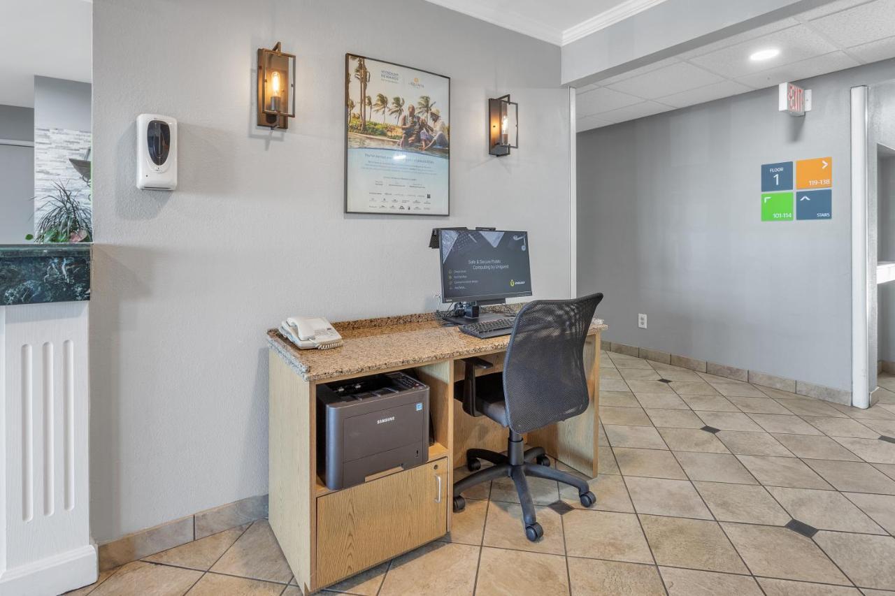 La Quinta Inn By Wyndham Cleveland אינדפנדנס מראה חיצוני תמונה